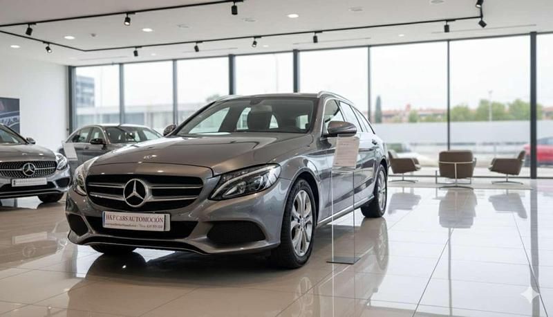 Usado Mercedes C220 170 CV (125 kW) 2017 Gris Familiar