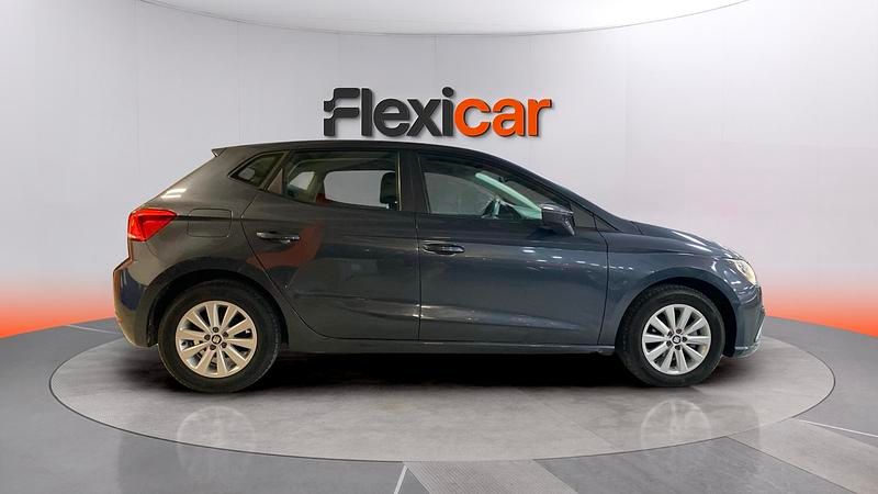 Usado Seat Ibiza Reference 80 CV (58 kW) 2019 Gris Utilitario