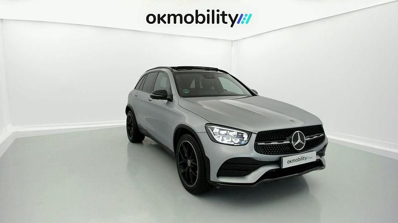 Usado Mercedes GLC300 AMG line Plus 245 CV (180 kW) 2022 Plata hightech