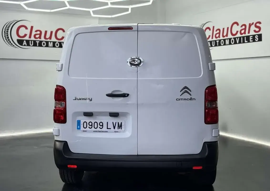 Usado Citroën Jumpy 102 CV (75 kW) 2022 Blanco Monovolumen