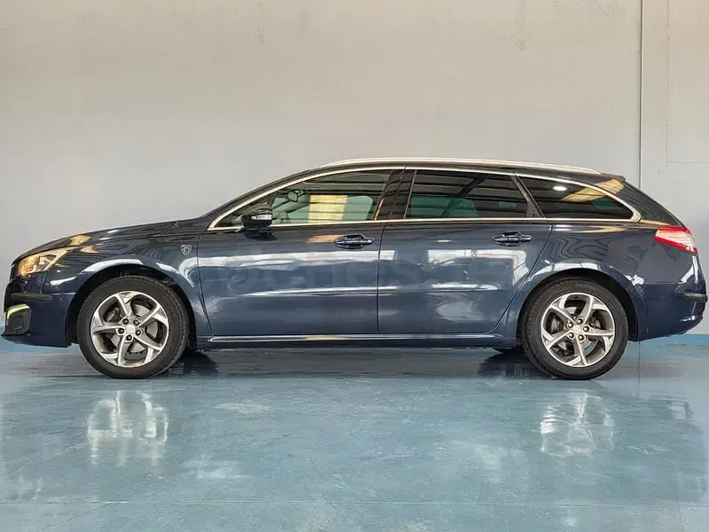 Usado Peugeot 508 SW Active 150 CV (110 kW) 2016 Azul Familiar