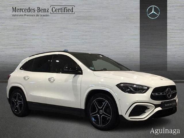 Usado Mercedes GLA220 AMG line 190 CV (139 kW) 2024 Blanco polar SUV