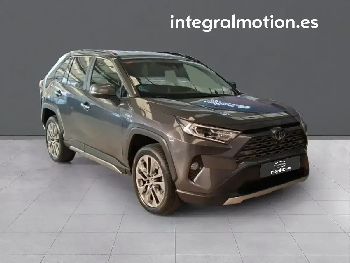 Occasion Toyota RAV4 Hybrid Luxury 217 PK (159 kW) 2021 Grijs SUV