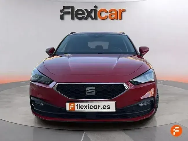 Usado Seat Leon FR 110 CV (80 kW) 2023 Rojo