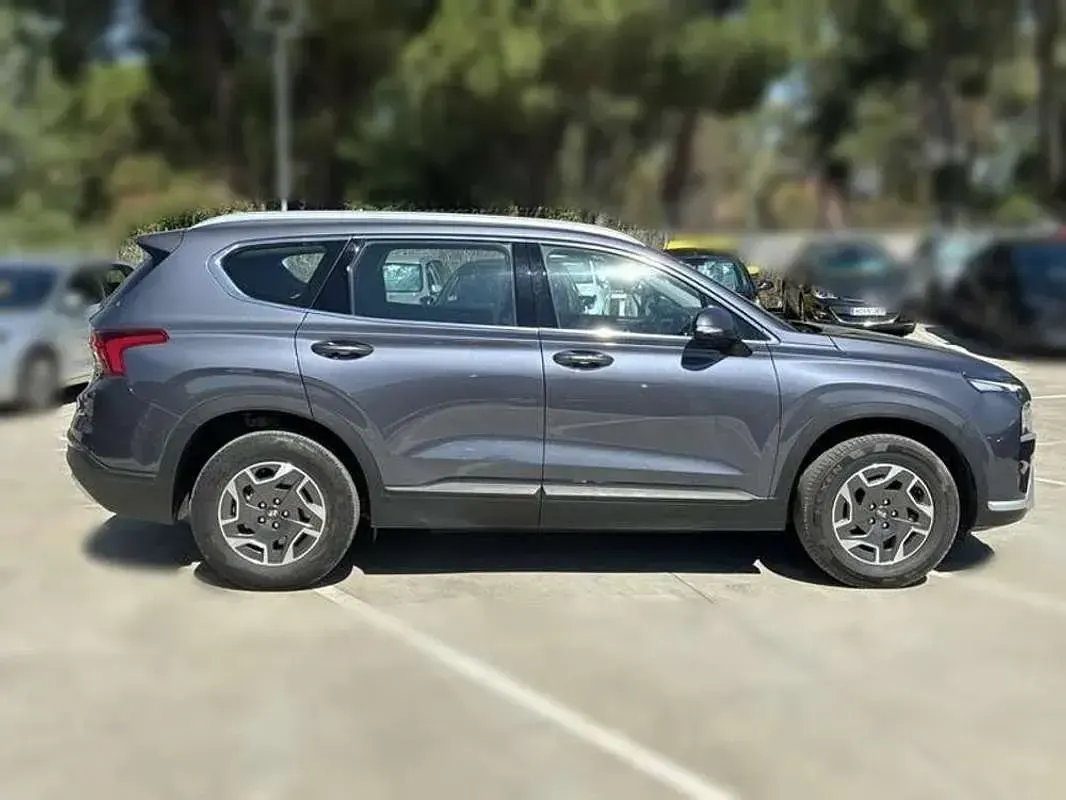 Usado Hyundai Santa Fe 179 CV (131 kW) 2022 Gris SUV