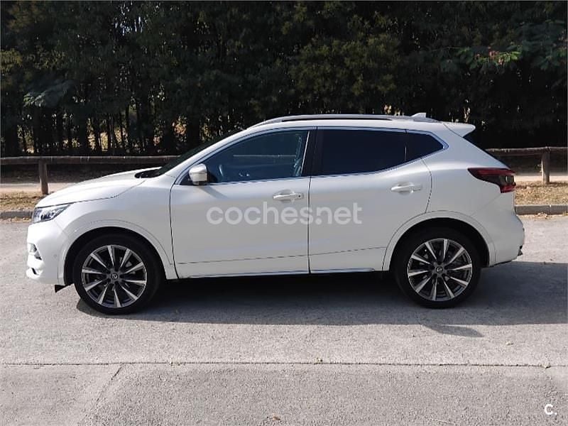Blanco Usado 2019 Nissan Qashqai Tekna SUV | 20.500 € (Un poco caro) - Imagen 1/4