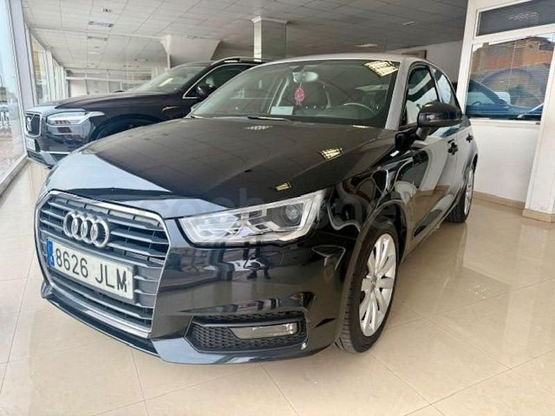Usado Audi A1 Sportback Attraction 116 CV (85 kW) 2016 Negro Utilitario