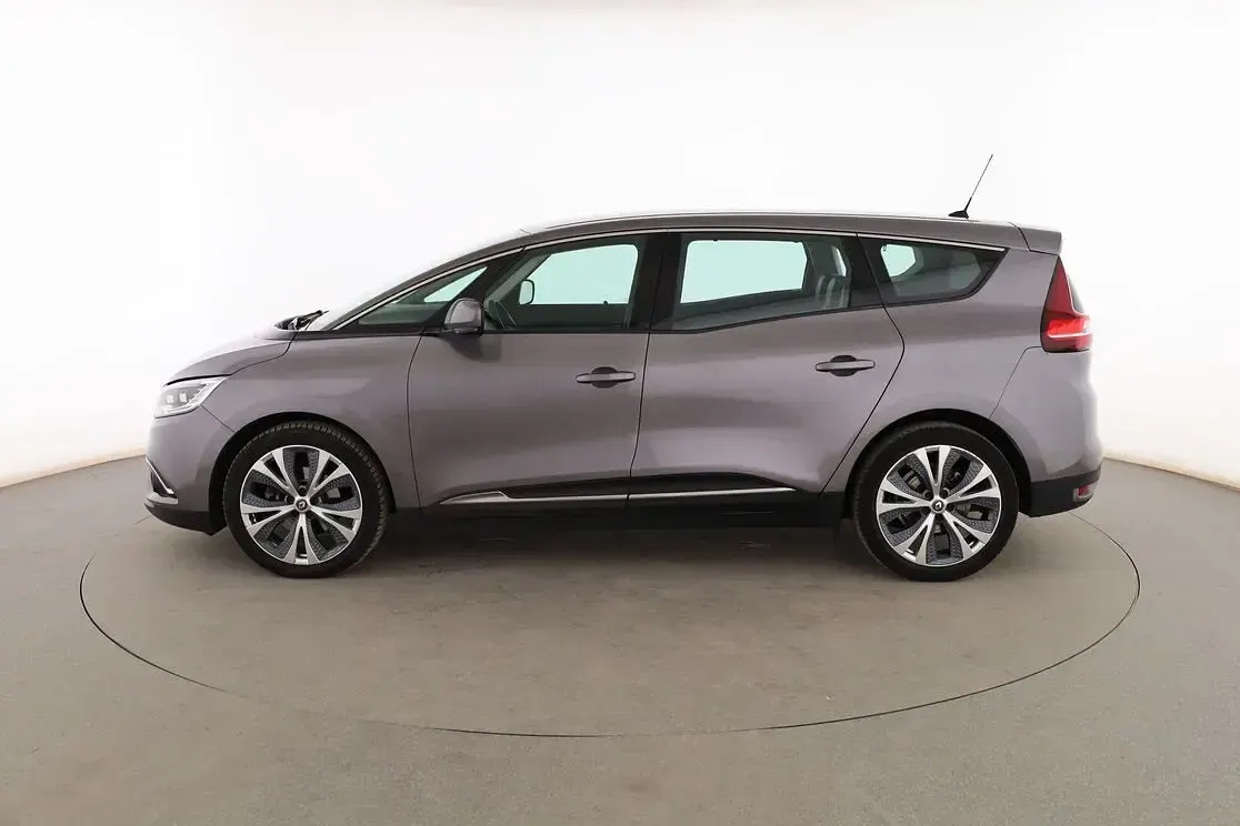 Usado Renault Grand Scénic IV Zen 140 CV (102 kW) 2018 Beige Monovolumen