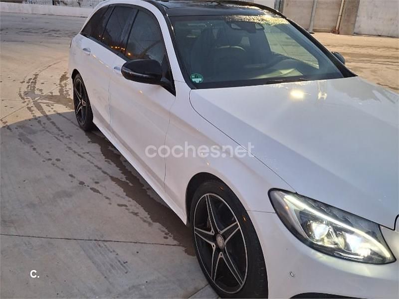 Usado Mercedes C250 AMG line 204 CV (150 kW) 2016 Blanco Familiar