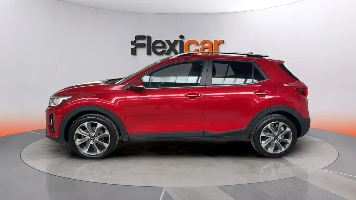 Usado Kia Stonic 101 CV (74 kW) 2020 Rojo SUV