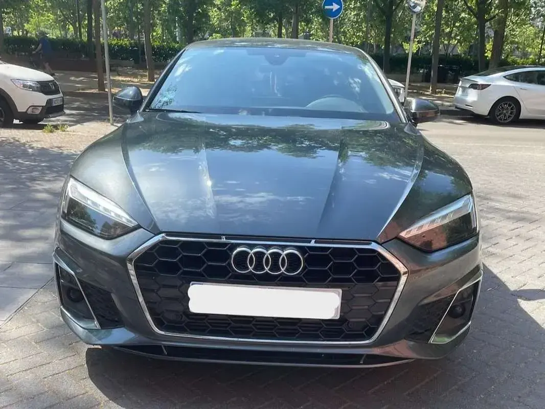Usado Audi A5 Sportback S-Line 150 CV (110 kW) 2022 Gris Utilitario