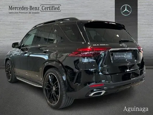 Usado Mercedes GLE350 333 CV (244 kW) 2025 Negro obsidiana SUV