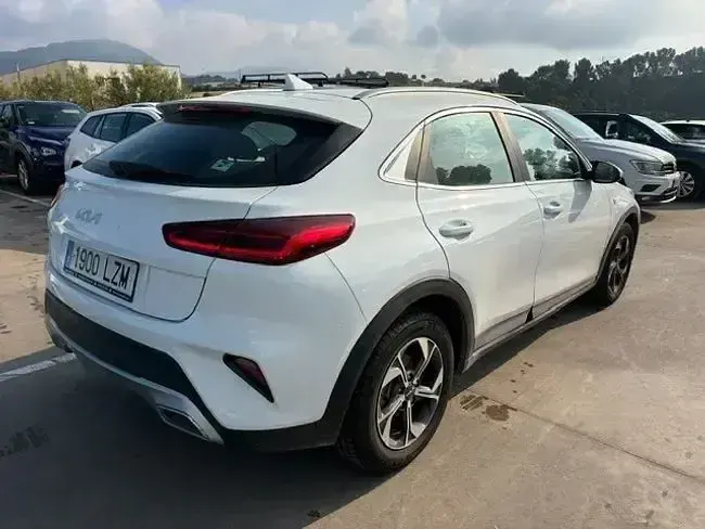 Usado Kia XCeed 120 CV (88 kW) 2022 Blanco SUV