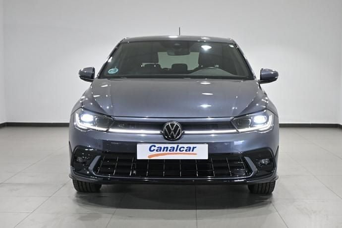 Usado VW Polo R-line 95 CV (69 kW) 2022 Gris Utilitario