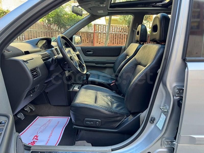 Usado Nissan X-Trail Pack 165 CV (121 kW) 2006 Gris / plata SUV