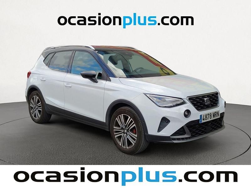 Usado Seat Arona FR 116 CV (85 kW) 2024 Blanco SUV