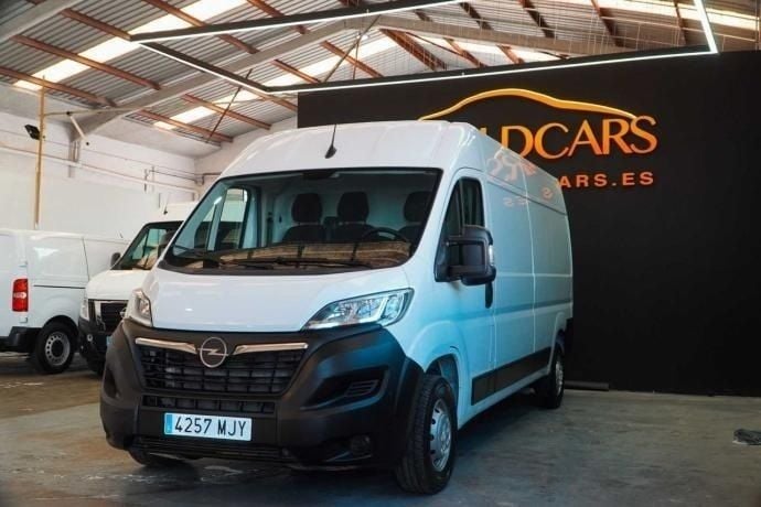 Blanco Usado 2023 Opel Movano Van | 25.795 € - Imagen 1/4