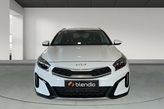 Usado Kia XCeed 101 CV (74 kW) 2024 Blanco SUV