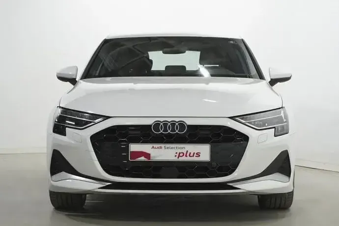 Käytetty Audi A3 Advanced Plus 116 HP (85 kW) 2025