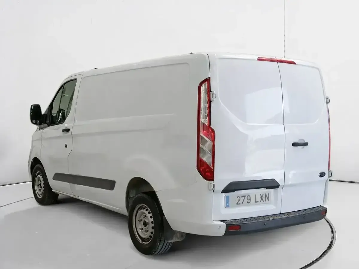 Usado Ford Transit Custom 130 CV (95 kW) 2022 Blanco Van