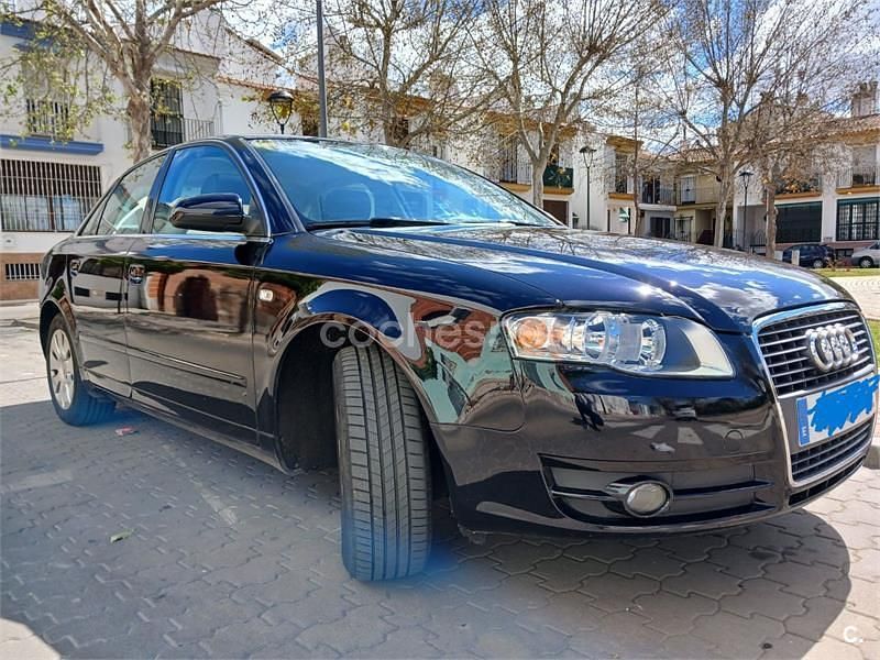 Usado Audi A4 115 CV (84 kW) 2006 Negro Berlina