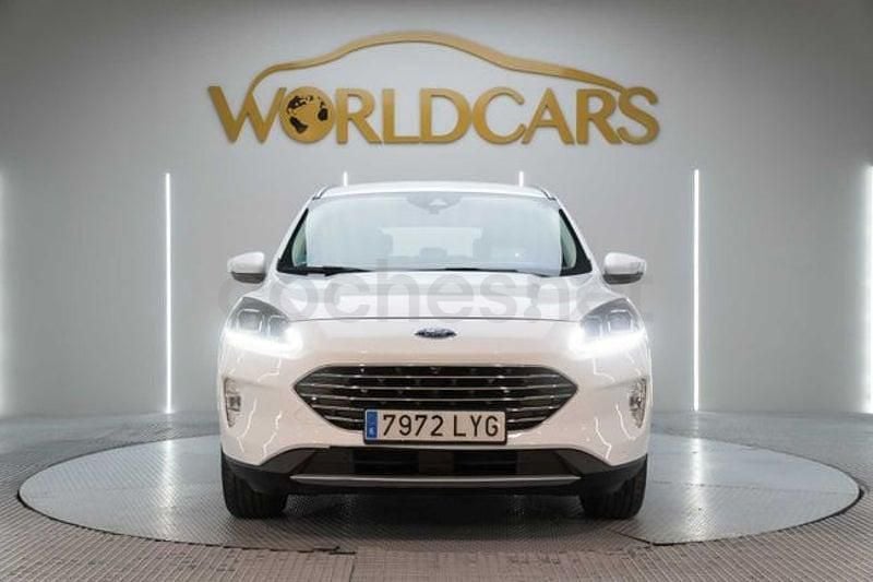 Usado Ford Kuga Titanium 190 CV (139 kW) 2022 Blanco SUV
