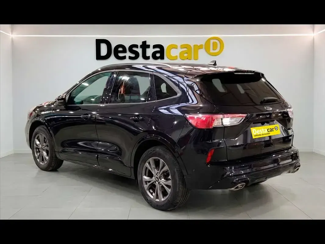 Usado Ford Kuga ST-Line 225 CV (165 kW) 2023 Negro SUV