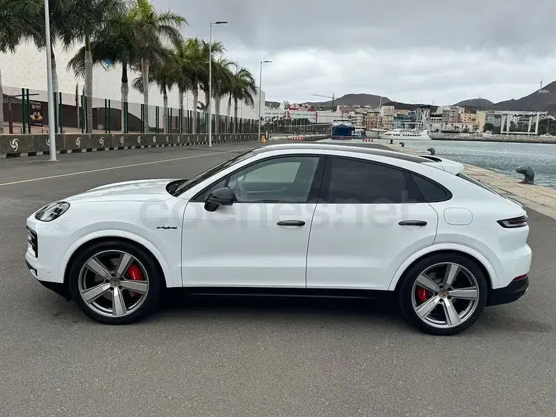 Usado Porsche Cayenne 519 CV (381 kW) 2024 Blanco SUV