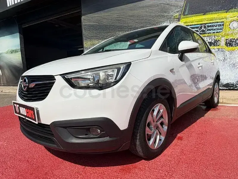 Usado Opel Crossland X Selective 130 CV (95 kW) 2018 Blanco SUV