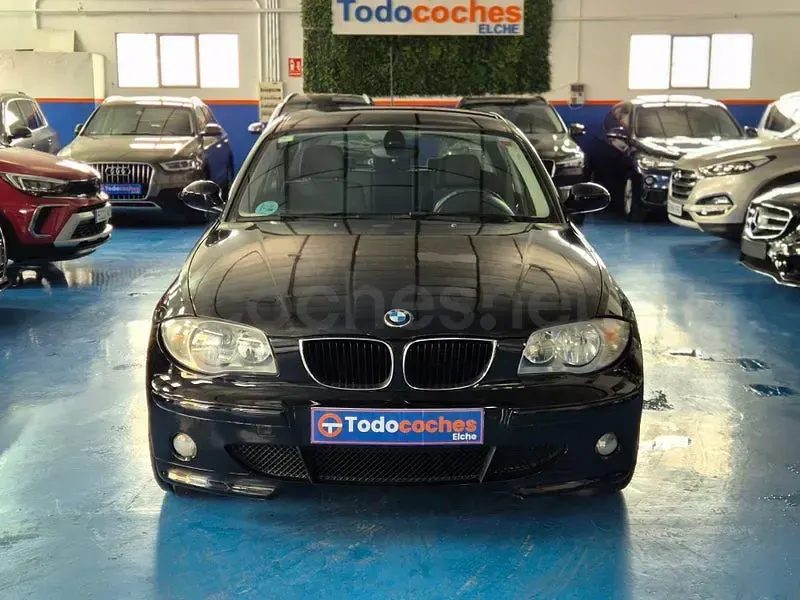 Usado BMW 116 115 CV (84 kW) 2006 Negro Utilitario