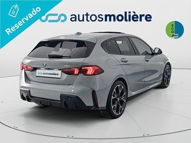 Usado BMW 120 Comfort Edition 170 CV (125 kW) 2025 Gris Utilitario
