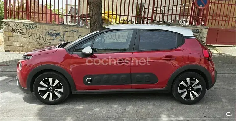 Usado Citroën C3 Feel 82 CV (60 kW) 2020 Rojo Utilitario