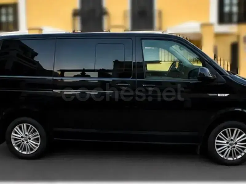 Usado VW Caravelle 150 CV (110 kW) 2019 Negro Van