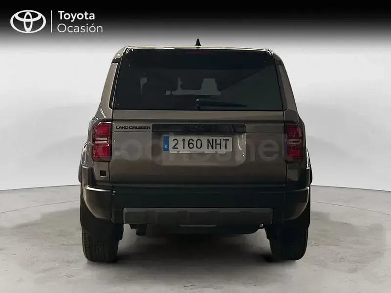 Usado Toyota Land Cruiser 204 CV (150 kW) 2025 Marrón SUV