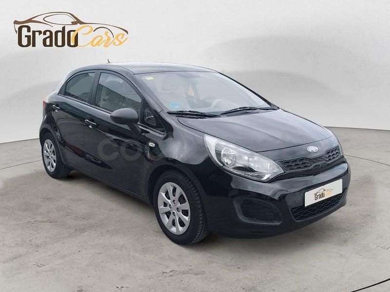 Usado Kia Rio 85 CV (62 kW) 2012 Negro Berlina