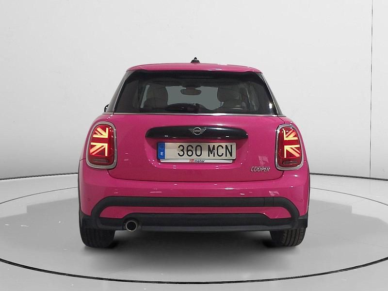 Usado Mini Cooper 136 CV (100 kW) 2019 Rojo Utilitario