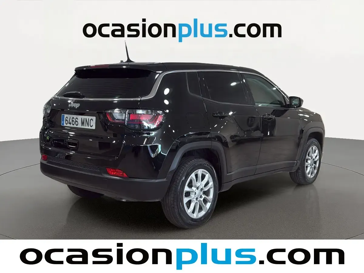 Usado Jeep Compass Longitude 130 CV (95 kW) 2024 Negro SUV
