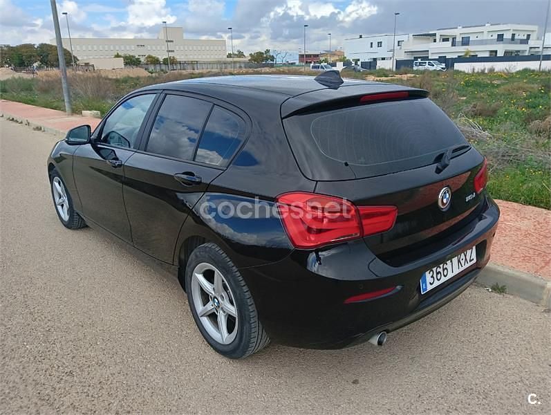 Usado BMW 116 116 CV (85 kW) 2019 Negro Utilitario