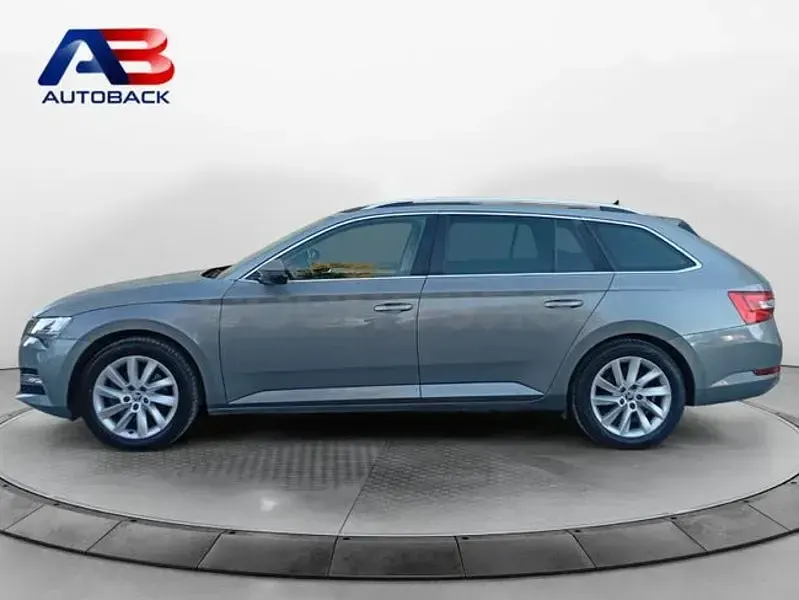 Occasion Skoda Superb Style 218 PK (160 kW) 2021 Grijs Stationwagen