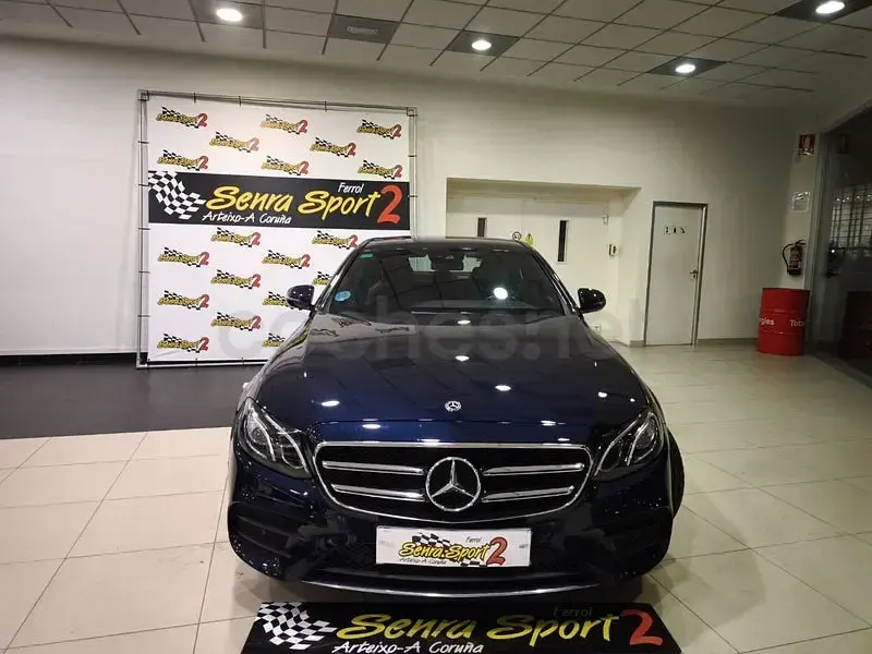 Usado Mercedes E220 194 CV (142 kW) 2020 Azul Berlina