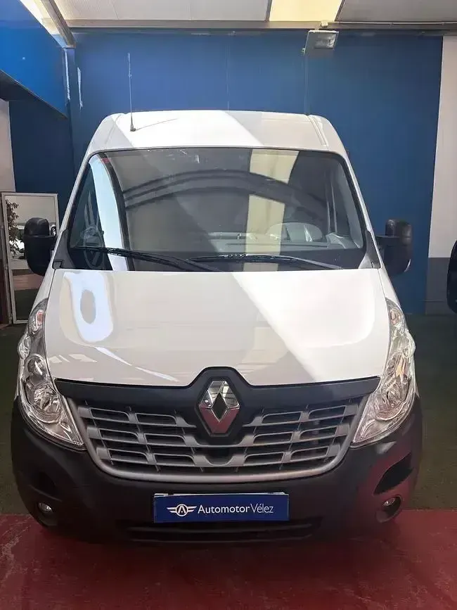 Usado Renault Master 131 CV (96 kW) 2019 Blanco Berlina