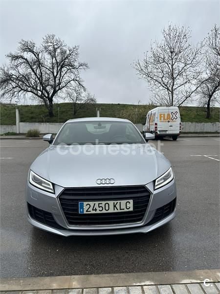 Usado Audi TT 180 CV (132 kW) 2018 Gris / plata Coupe