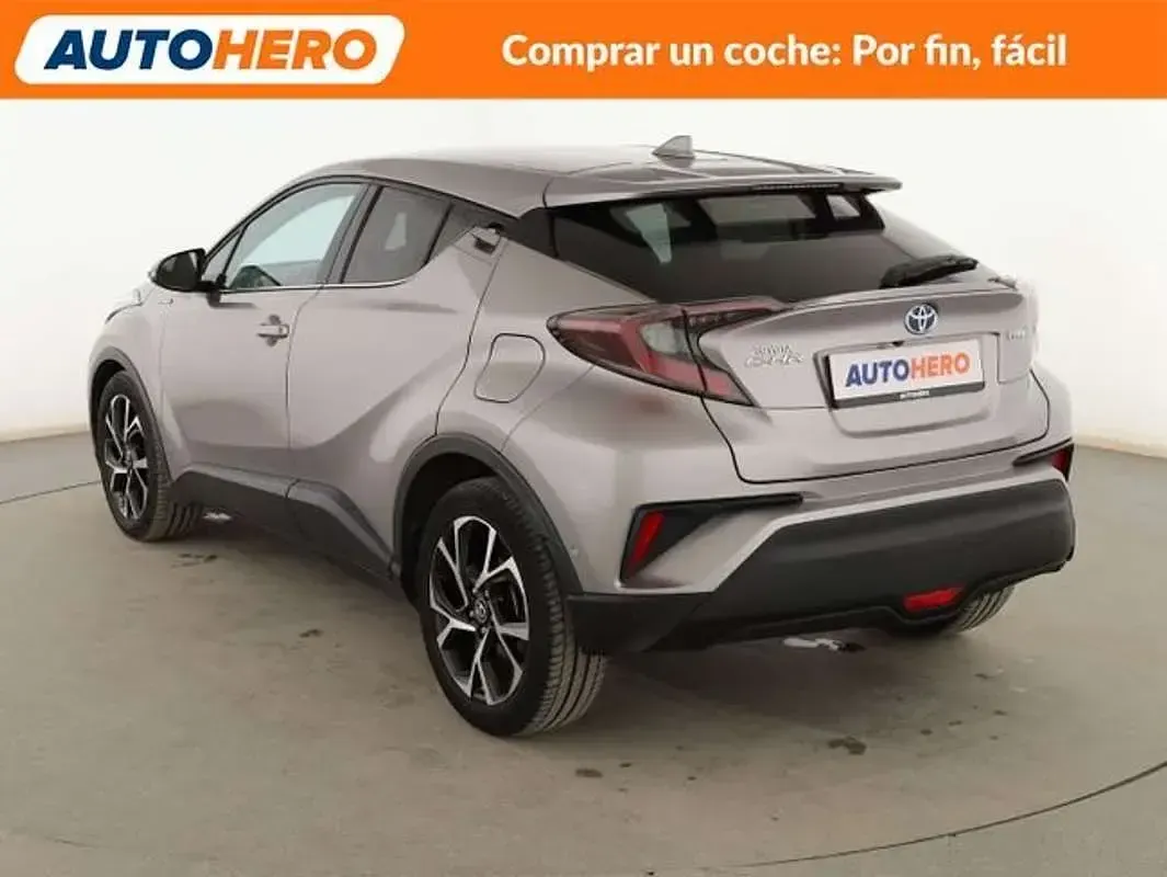 Usado Toyota C-HR Advance 122 CV (89 kW) 2018 Gris SUV
