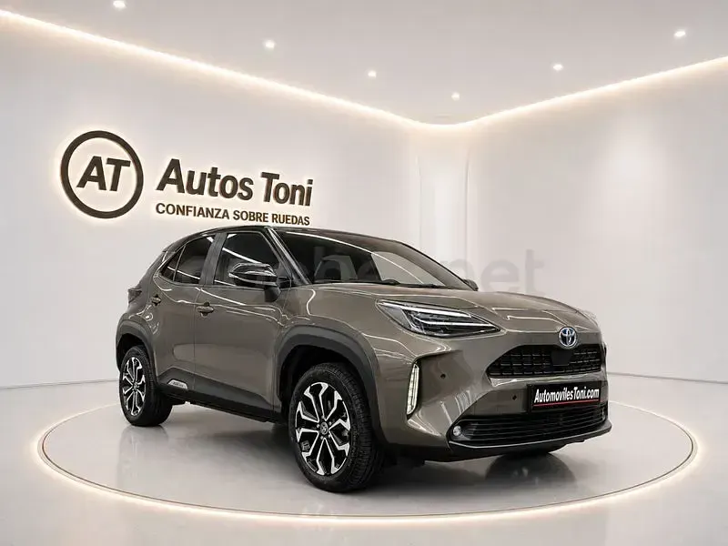 Usado Toyota Yaris Cross Connect Style 116 CV (85 kW) 2022 Verde SUV