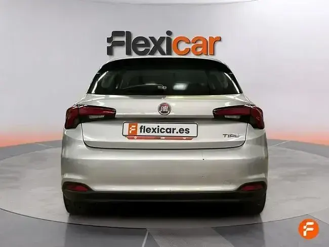 Usado Fiat Tipo City Life 101 CV (74 kW) 2021 Gris Berlina