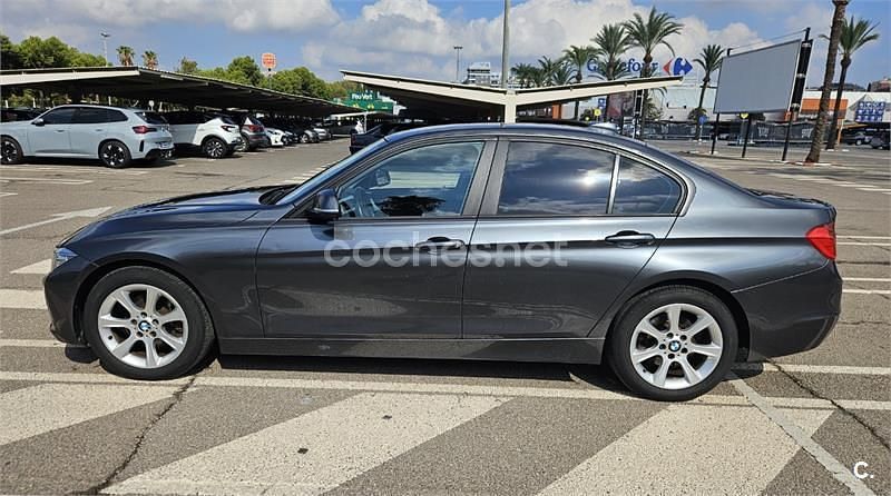 Käytetty BMW 320 184 HP (135 kW) 2013 Harmaa Sedan