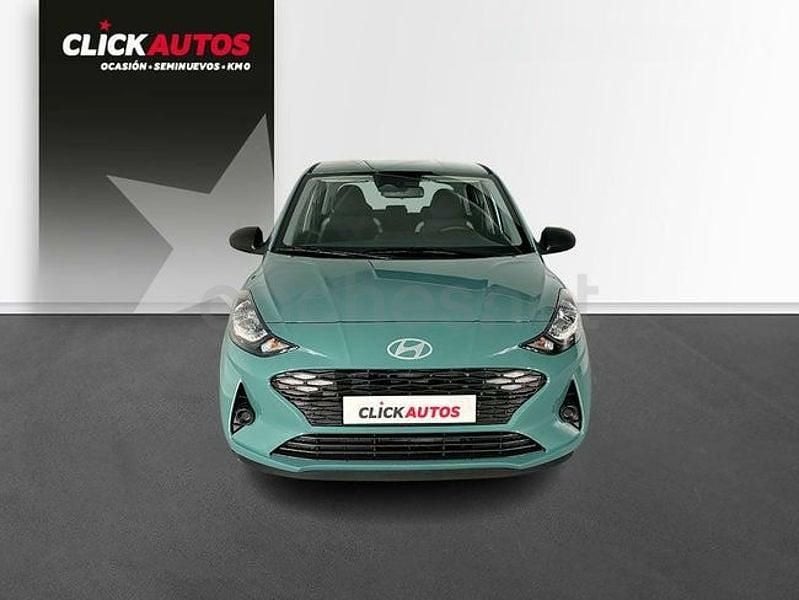 Usado Hyundai i10 67 CV (49 kW) 2024 Verde Utilitario