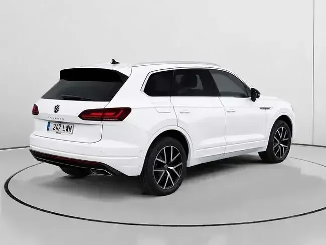 Usado VW Touareg Elegance 286 CV (210 kW) 2022 Blanco SUV