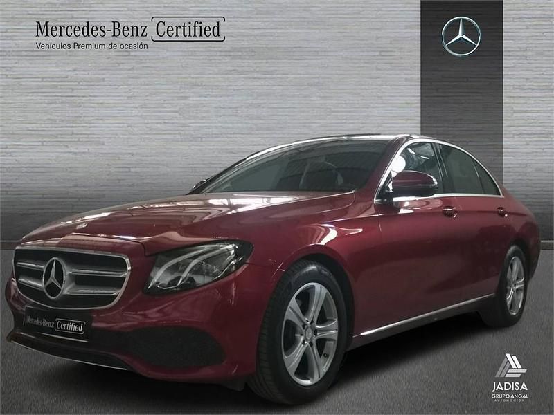 Rojo Usado 2016 Mercedes E220 Avantgarde Berlina | 27.990 € (Caro) - Imagen 1/4