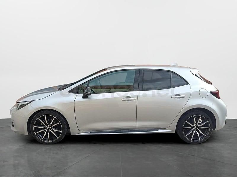 Usado Toyota Corolla Sport 140 CV (102 kW) 2024 Gris / plata Berlina